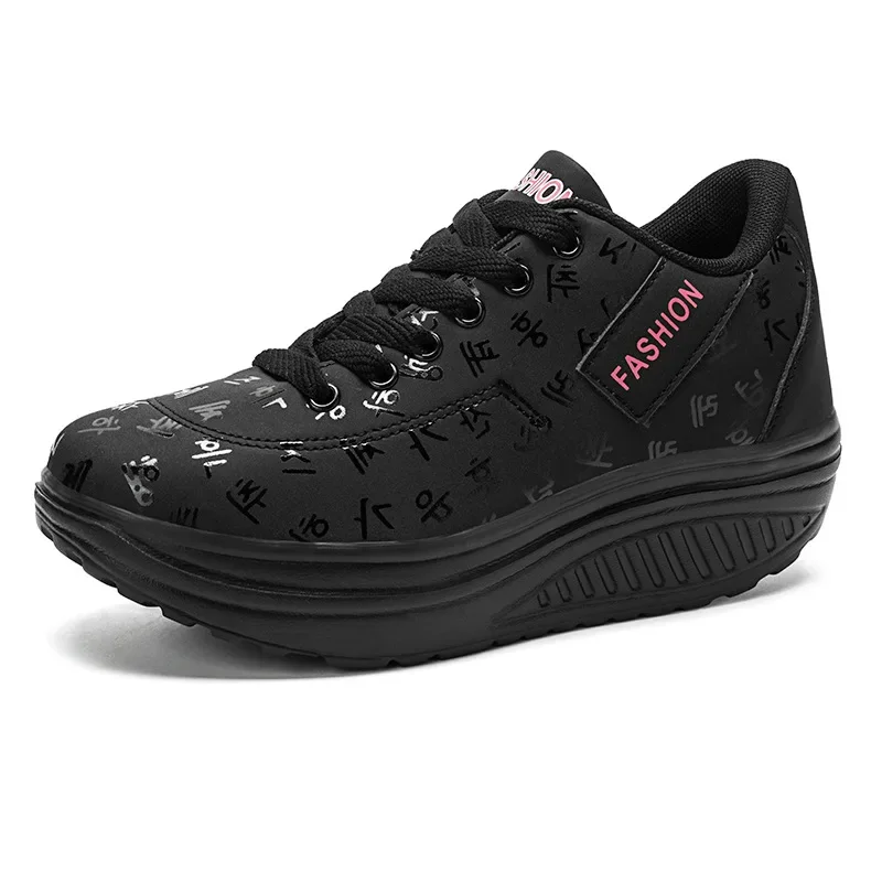 Rennot sporttiset kiilakorkokengät, trendikkäät platform-lenkkarit