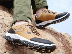 chaussures de randonnée robustes et confortables