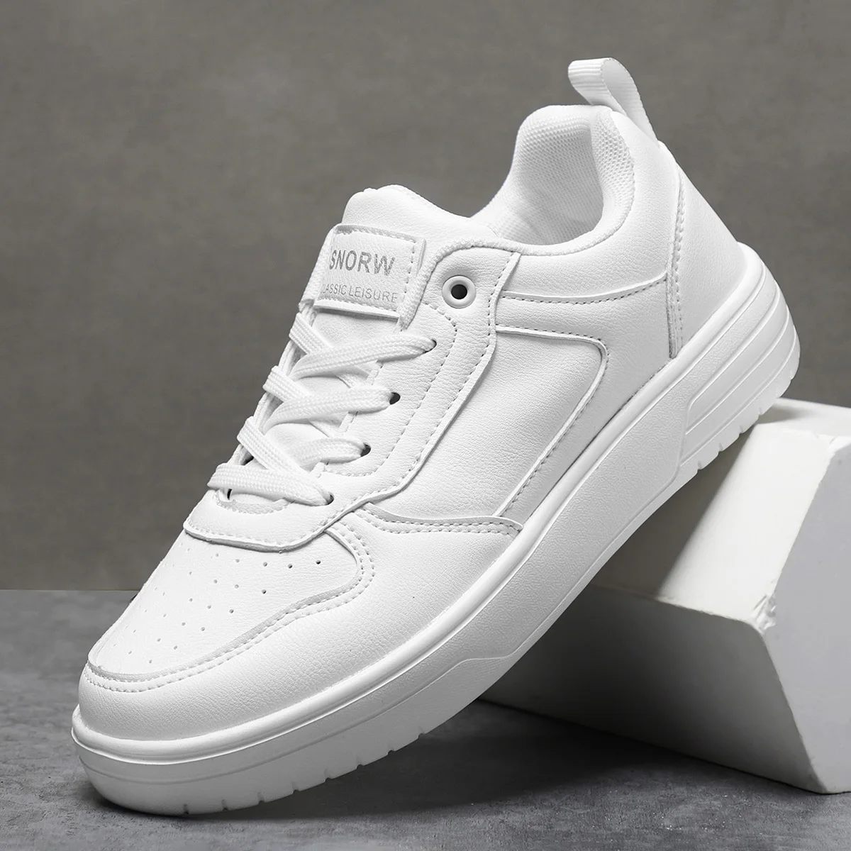 Chaussures de sport, chaussures de skateboard, baskets légères